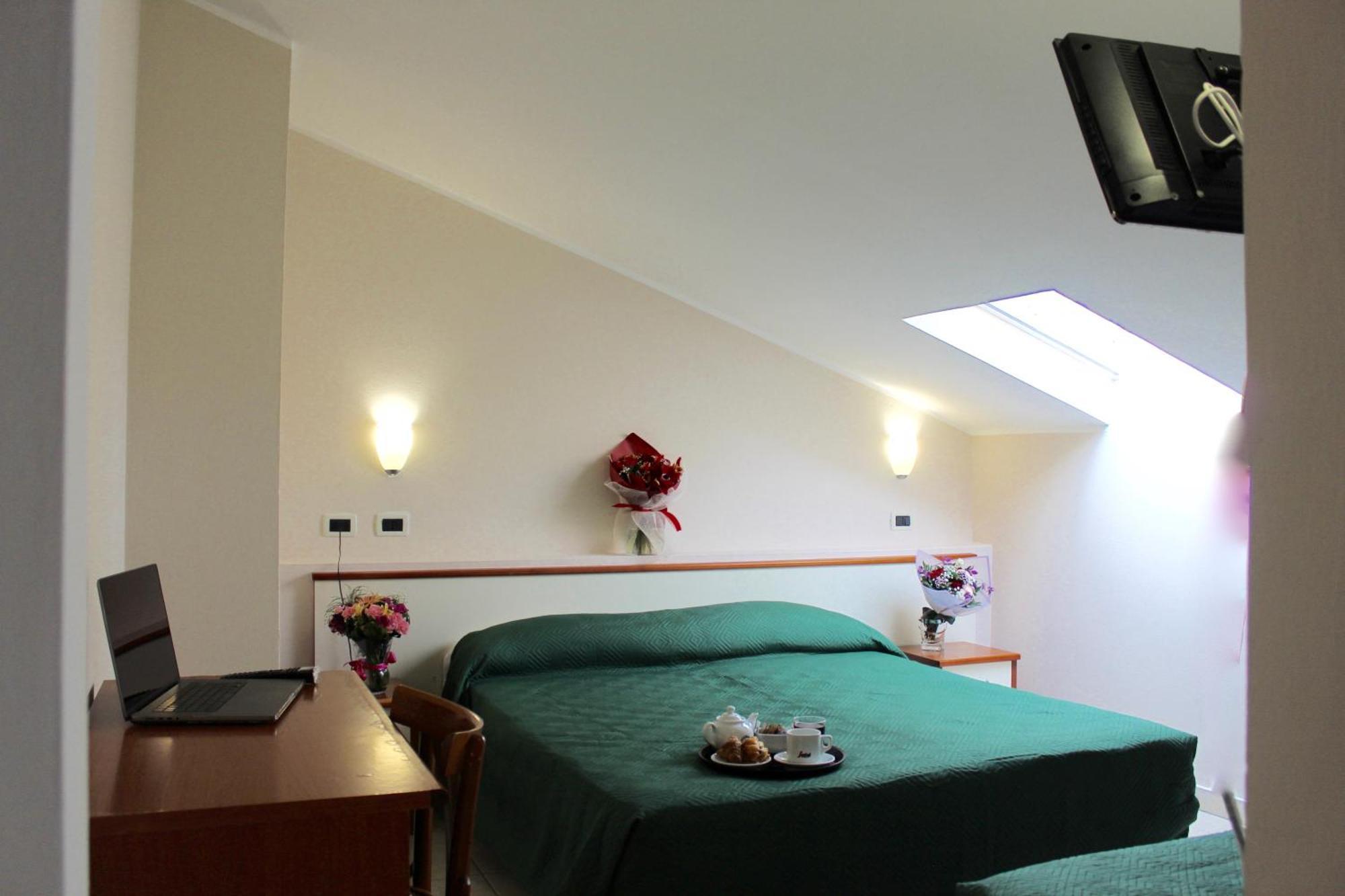 Blue Loft Hotel Чезенатико Екстериор снимка
