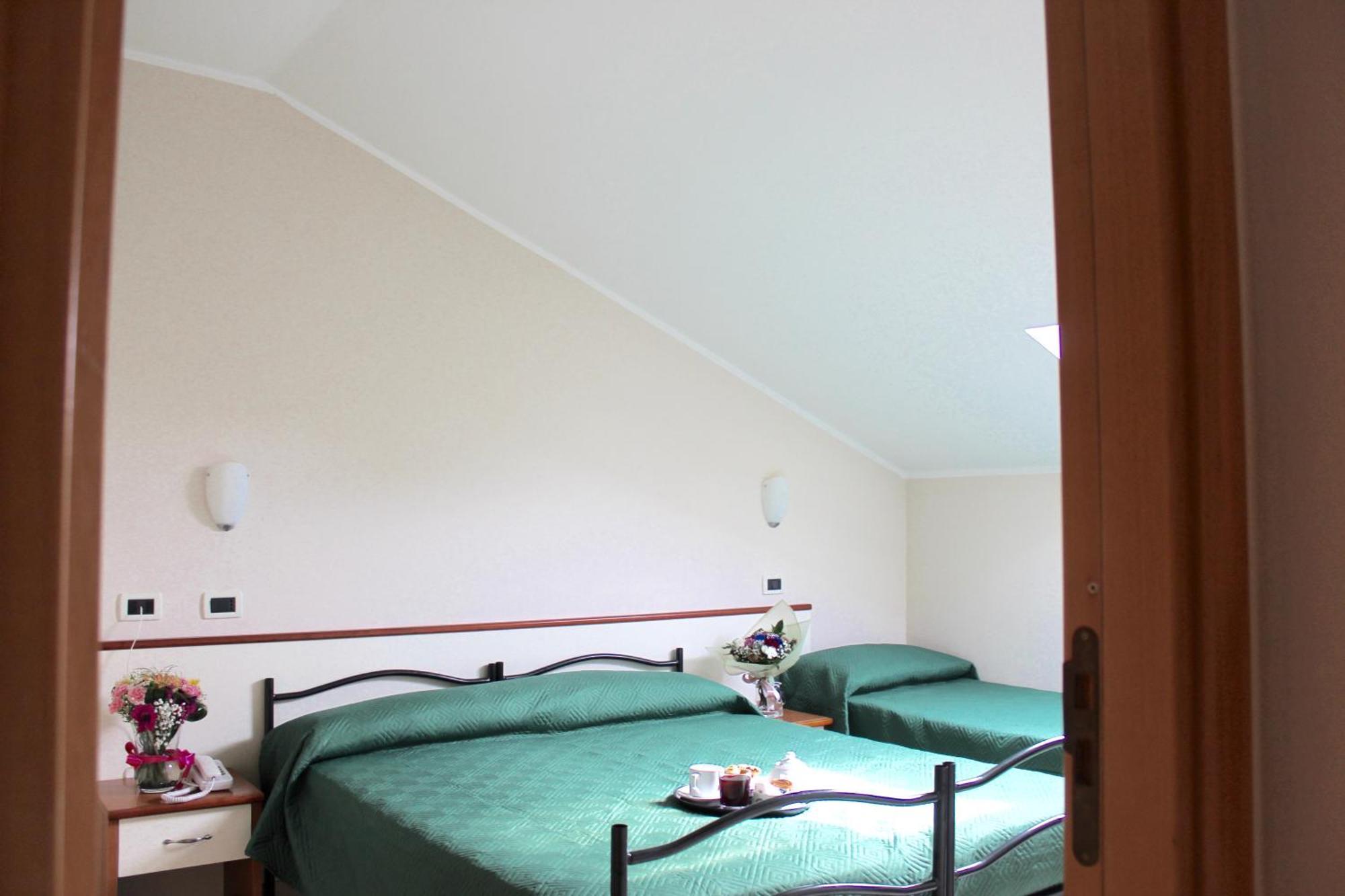 Blue Loft Hotel Чезенатико Екстериор снимка