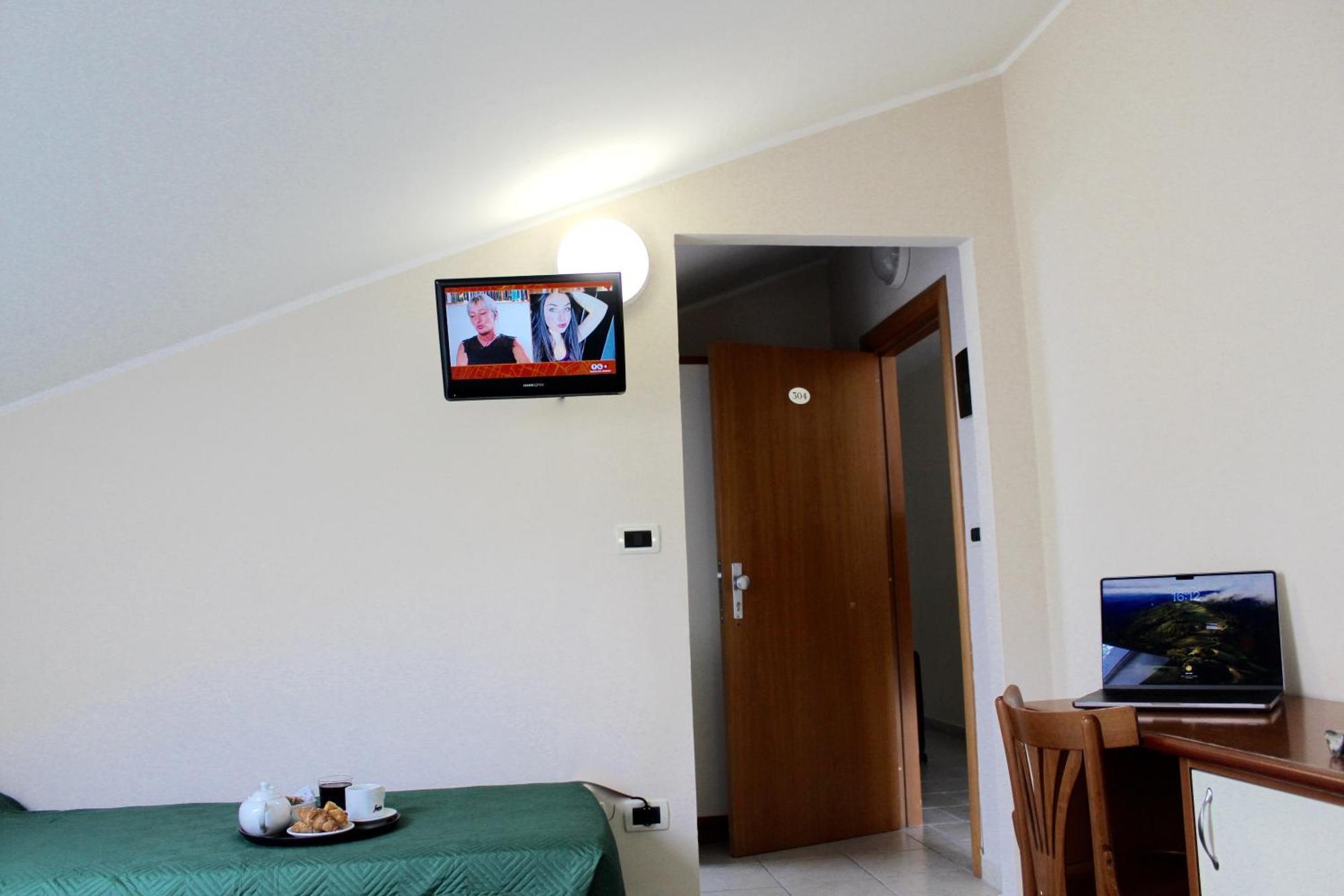 Blue Loft Hotel Чезенатико Екстериор снимка